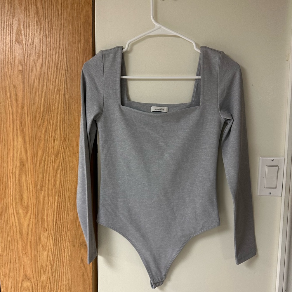 Aritzia Contour Squareneck Longsleeve Bodysuit